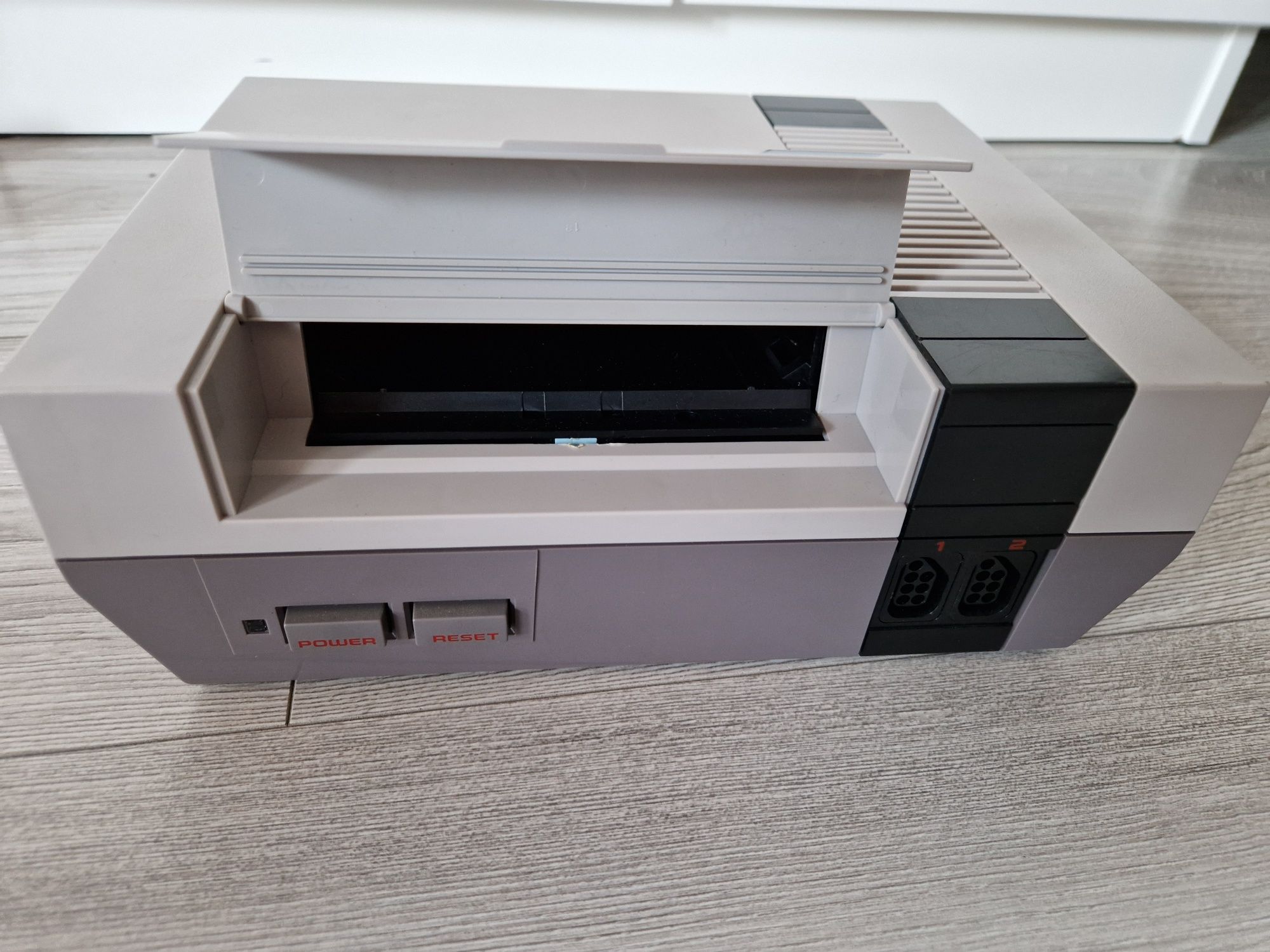 Nintendo Entertainment System NES Action Set Zapper PAL