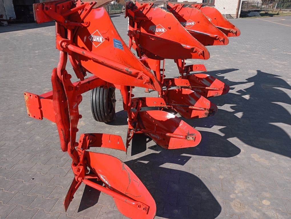 Pług obrotowy KUHN Master 102 (3+1) nie akpil unia