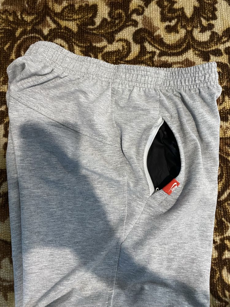 Штани Nike котонові літні тонкі. Розмір 50