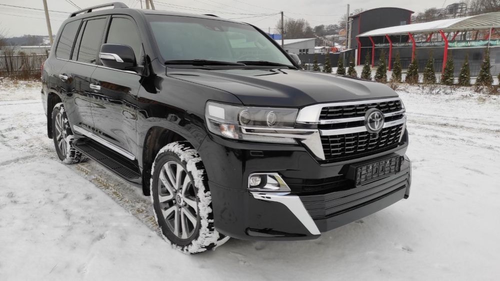 Обвес для Toyota Land Cruiser 200 стиль 2021 Executive LC200 Накладки