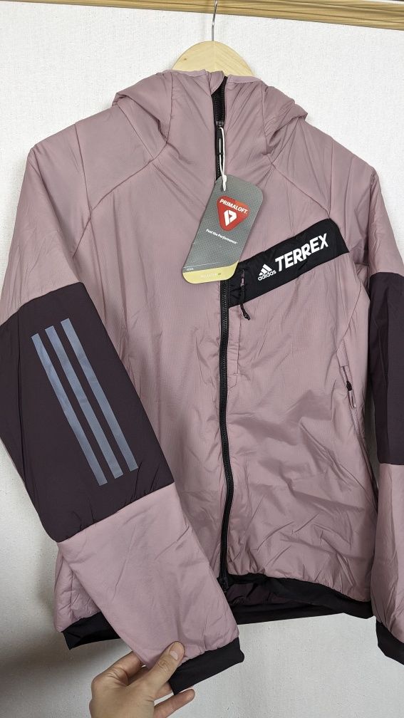 Жіночі куртки Adidas Terrex XS/S/M