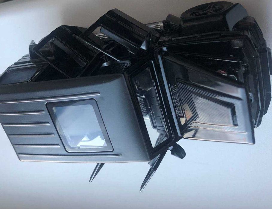 Мерседес Гєлік метал 15 см,світло,звук,все! відчиняється