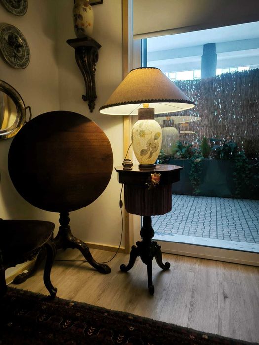 Candeeiro pintado á mão