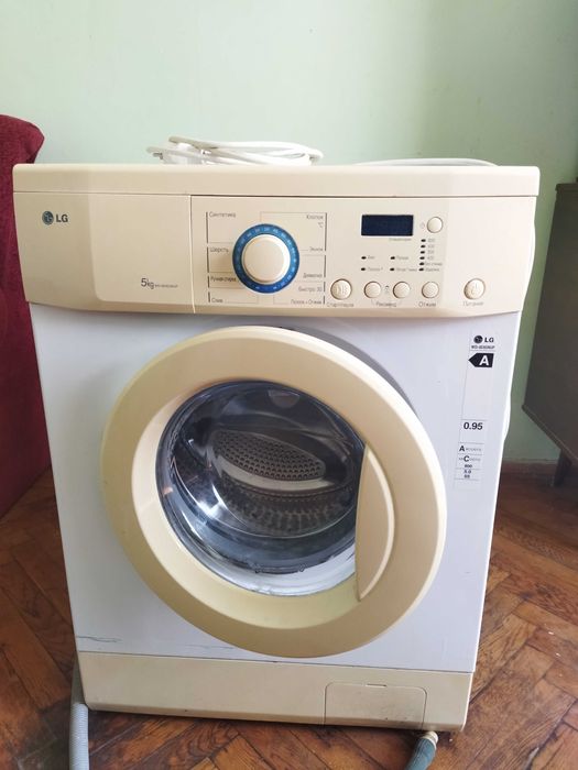 пральна машина автомат LG