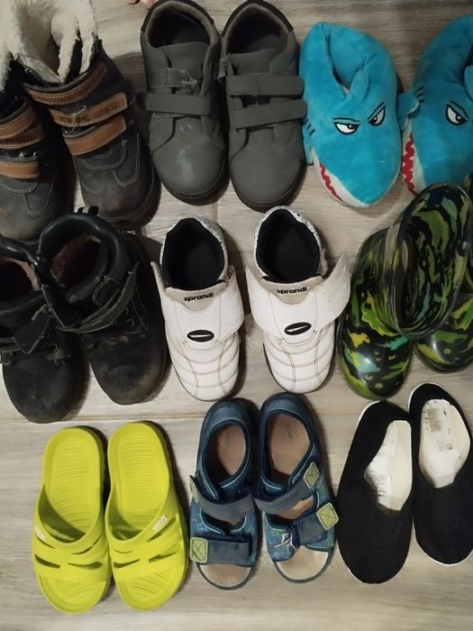 Buty dla chłopca kalosze zimowe klapki crocksy kozaki 27