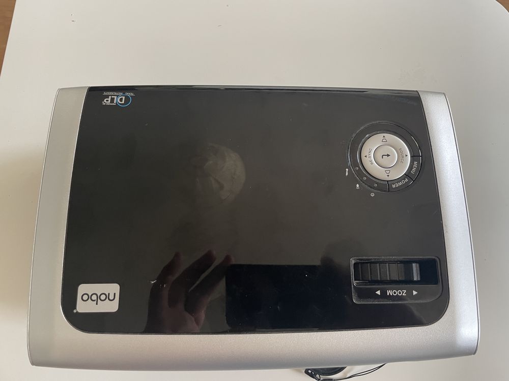 Projektor Nobo S28