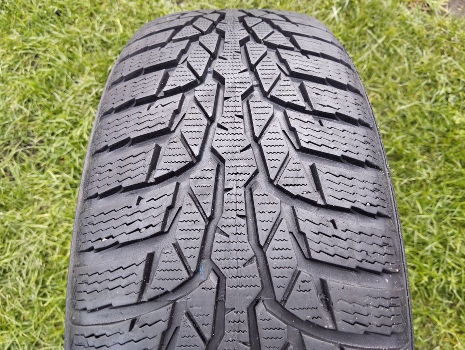 Opona Nokian WRD4 195/65R15 91T pojedyncza sztuka 2020 zima
