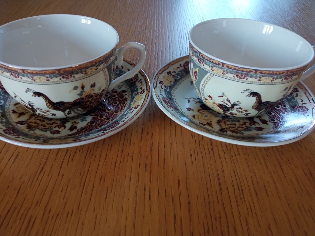 Porcelanowe filiżanki paw brązowy 2sz
