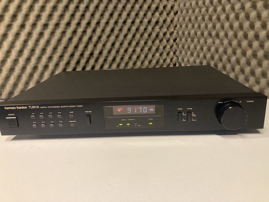 Tuner Harman Kardon TU911A