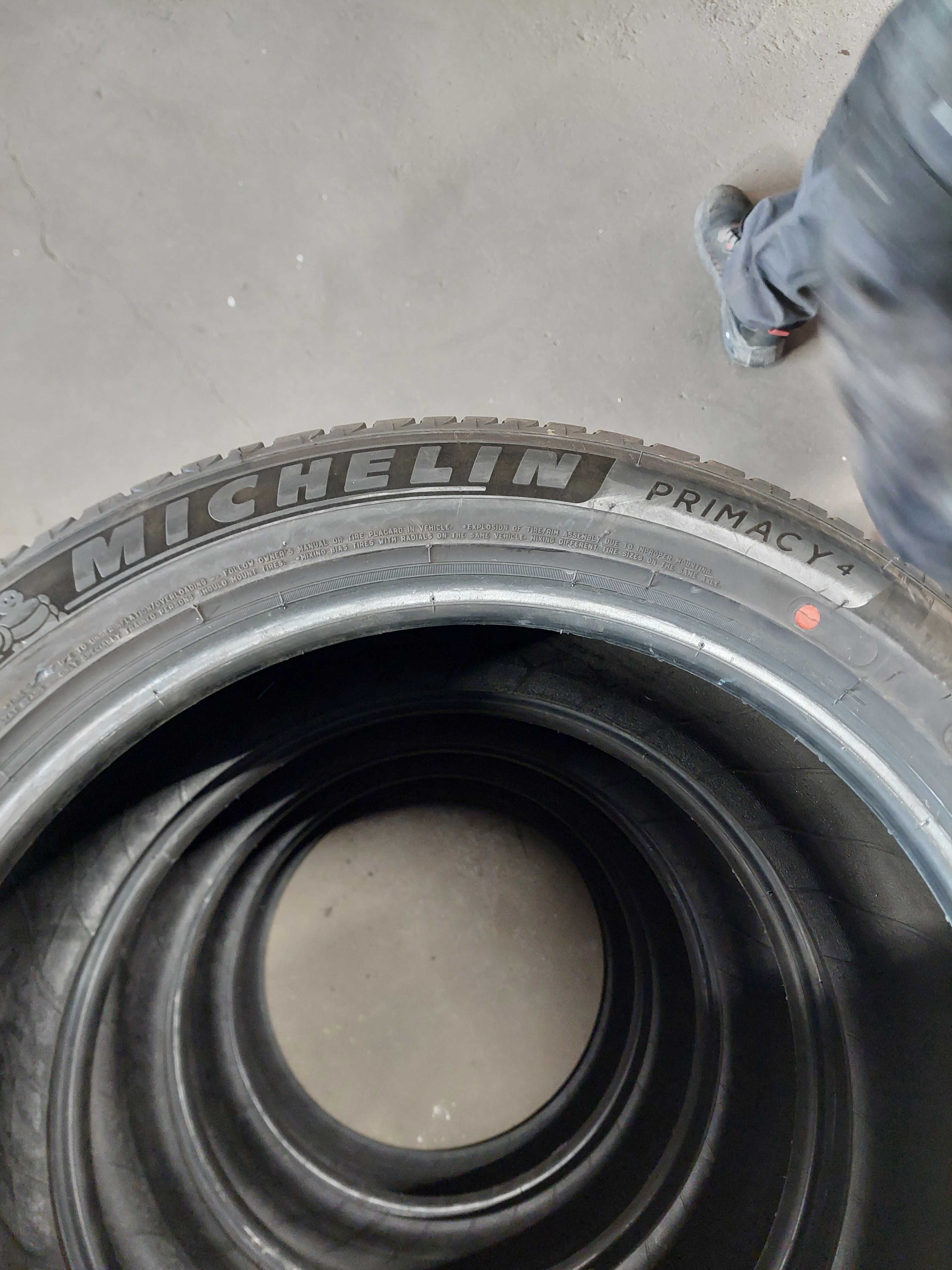 Opony "DEMO" 225/50R18  (99)