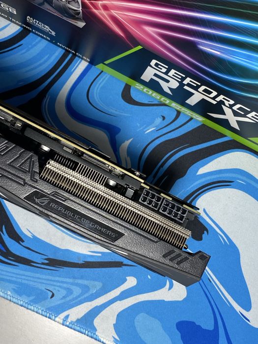 Rtx 2060 super Asus Rog Strix Evo