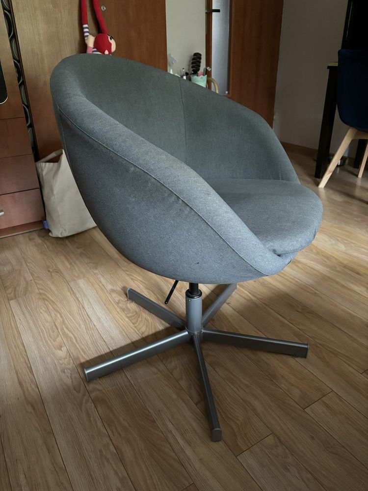 Krzesło obrotowe z ikea (szare)