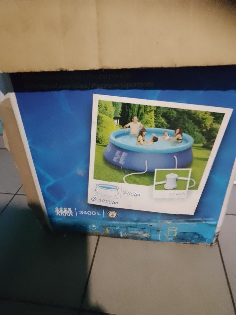 Sprzedam basen używany