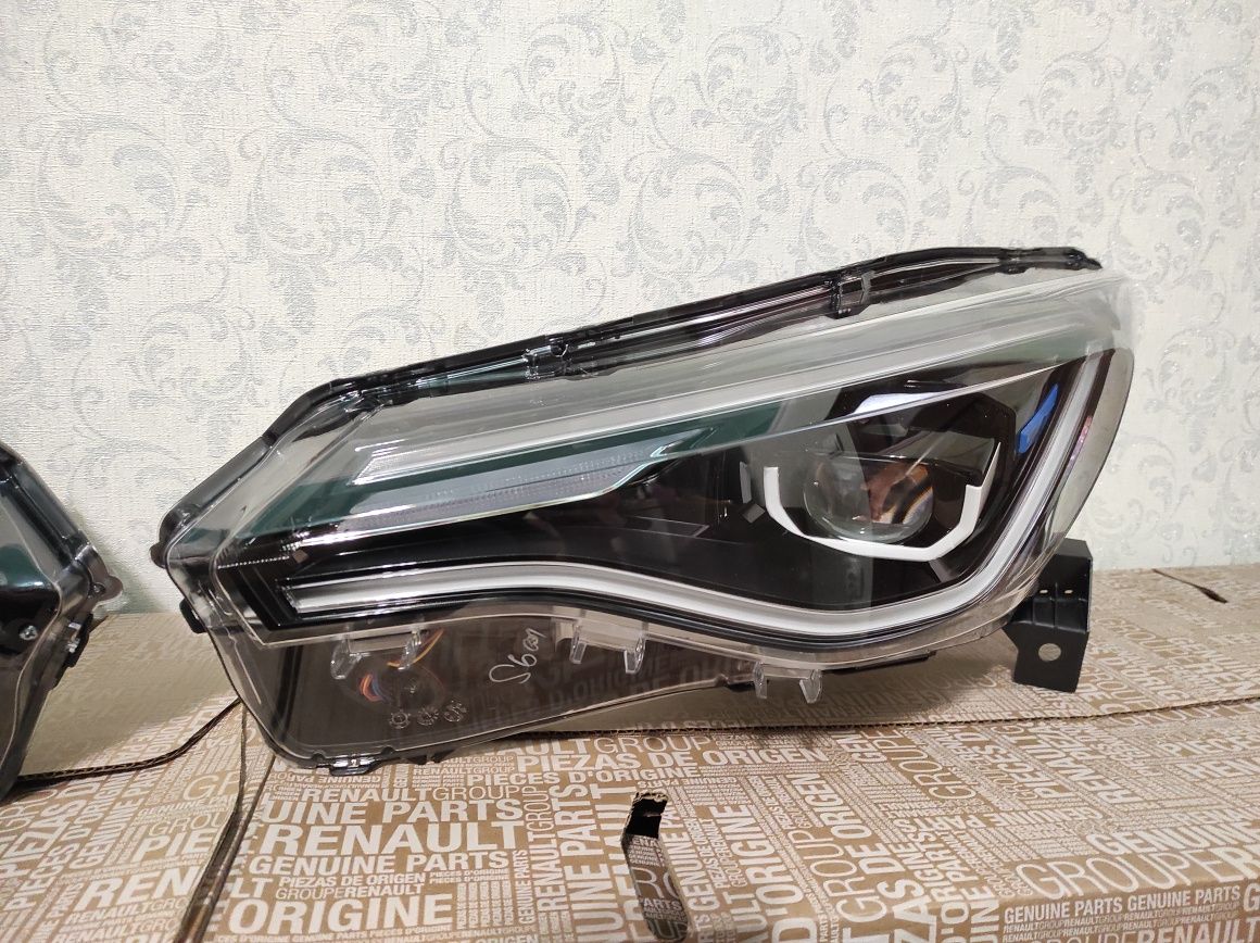 Фара Фари Фары Рено Зоя Renault Zoe 2 c.e led 260104674R 260609326R