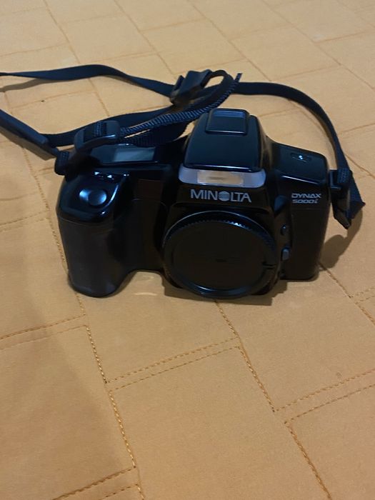 Minolta Dynax 5000i + Tokina AF 287