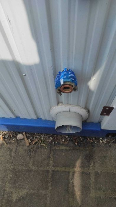 Kontener sanitarny 6x2.5m WC x3, pisuary, podgrzewacz wody, ogrzewanie