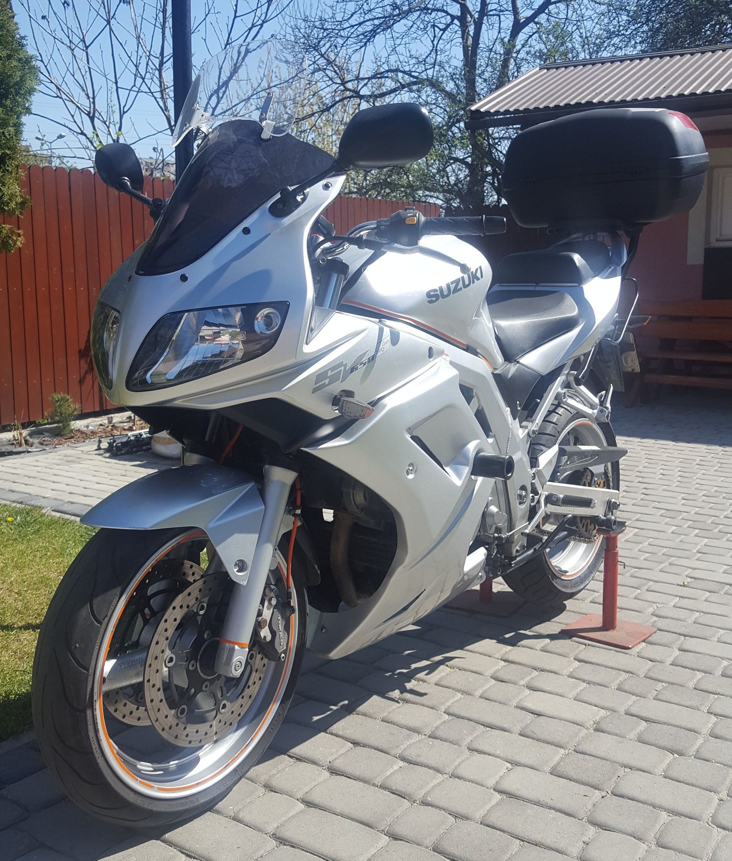 Suzuki sv 650  2003r