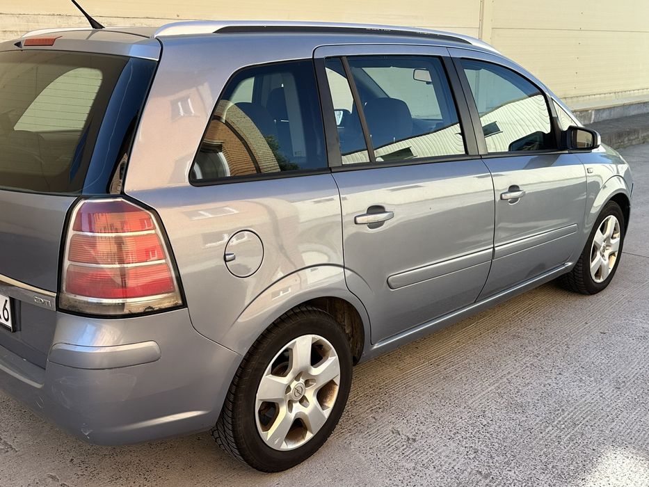 Свіжопригнана Зефіра Б 7місць не розмитнена