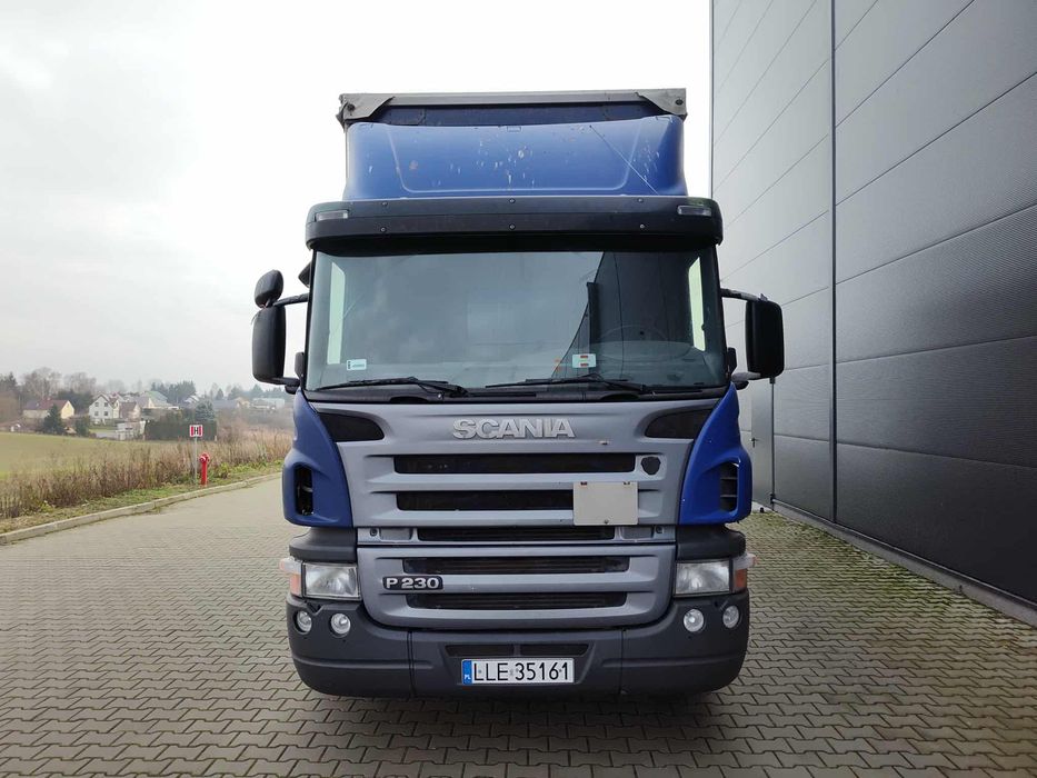 Scania P230 -2007 rok, firanka , winda