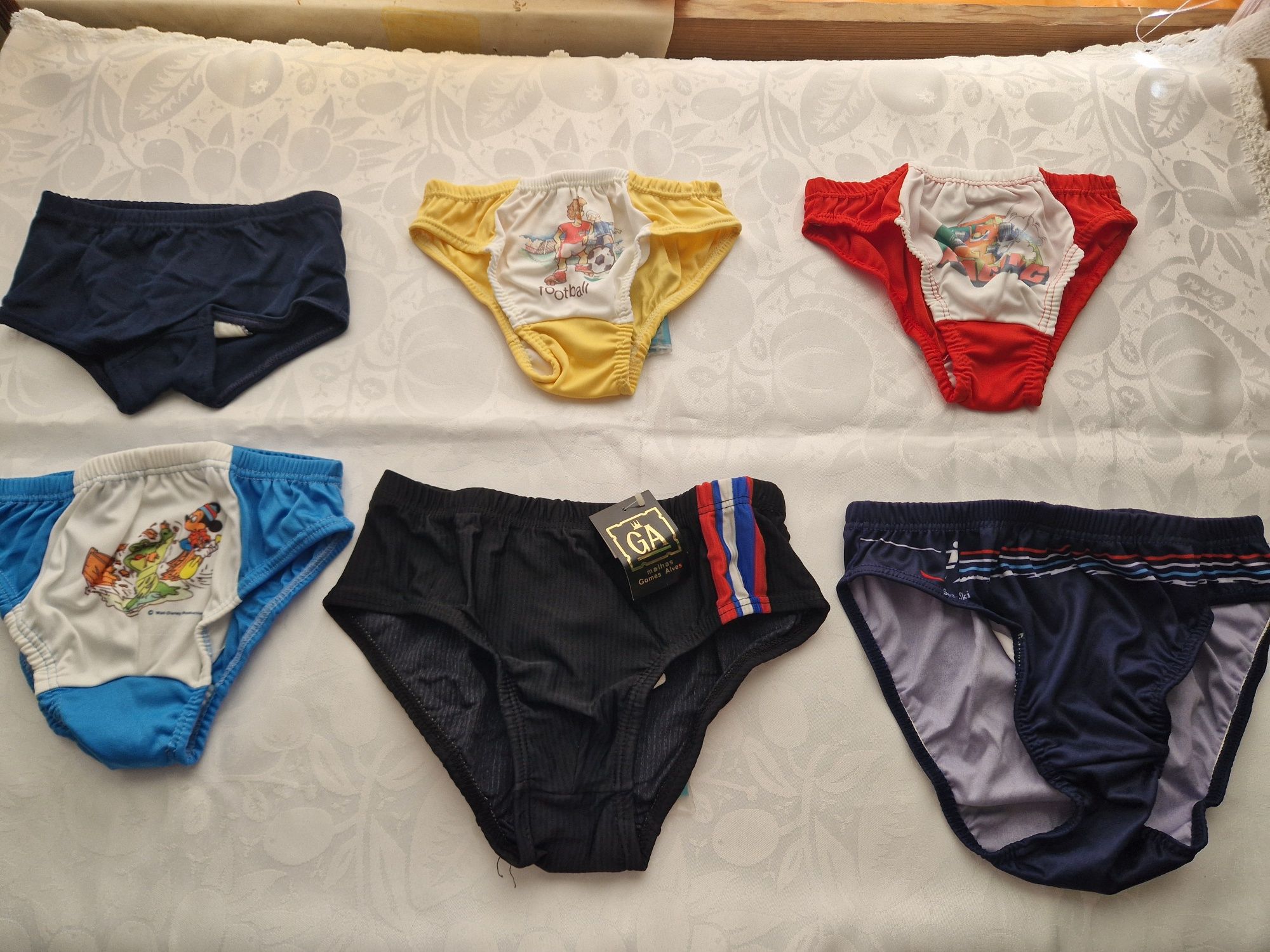 Calções e Bikinis