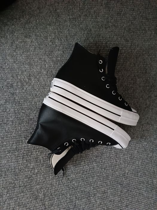 Skórzane trampki z wysoką cholewką