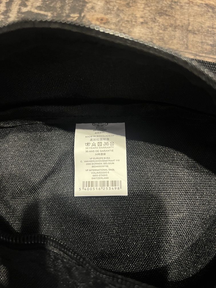 Бананка сумка сумочка Истпак eastpak istpak Істпак