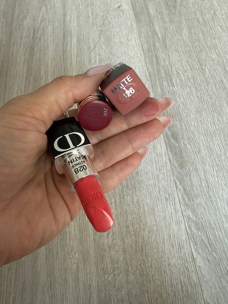 Pomadki Dior i Lancome polecam