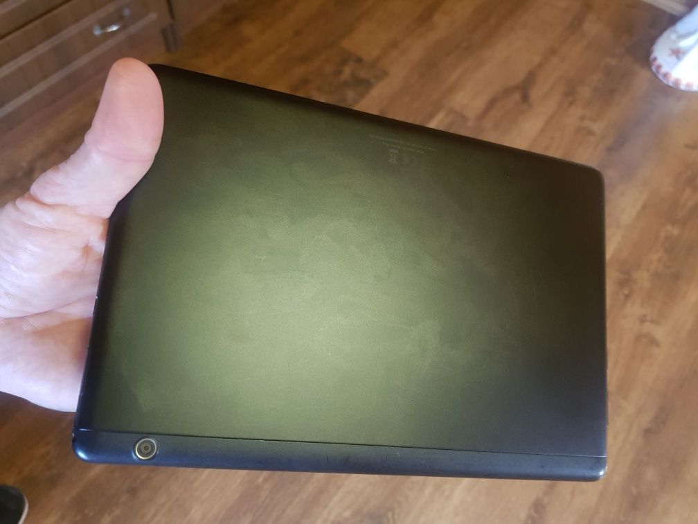 Планшет HUAWEI Mediapad t5