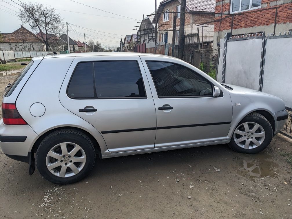 Volkswagen Golf 4