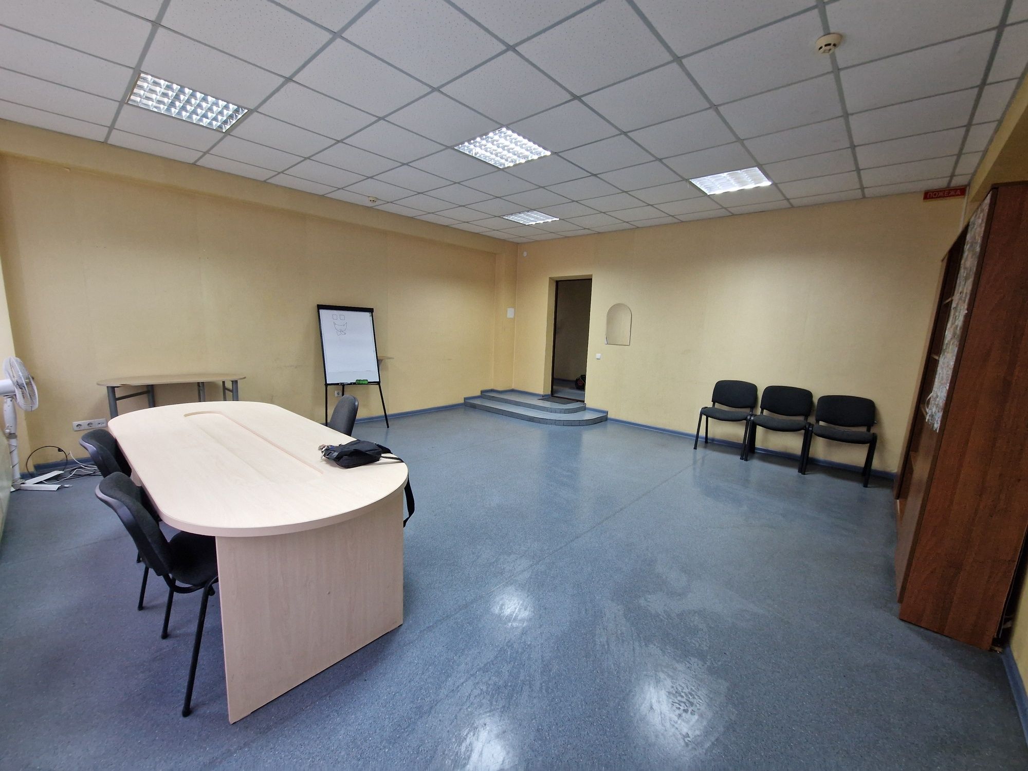 Сдам офис ул. Чехова 36.5 кв.м.