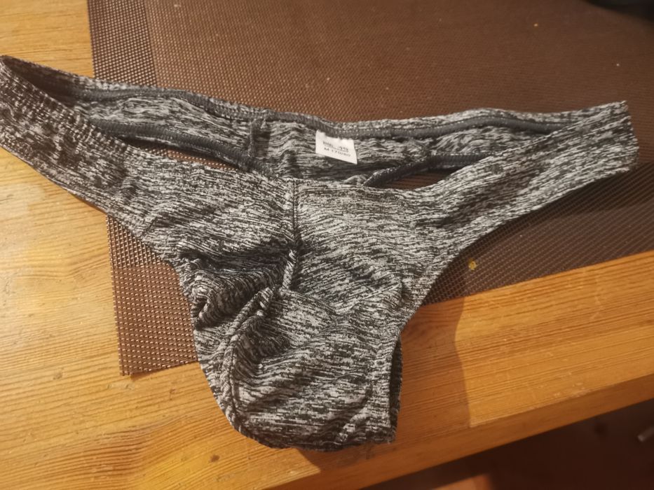 Stringi męskie rozmiar M nowe 2 sztuki