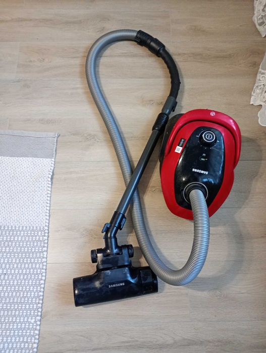 Пилисос Samsung .