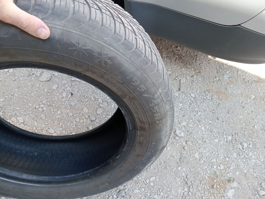 Wielosezonowe Dębica 195/65r15 2 szt.