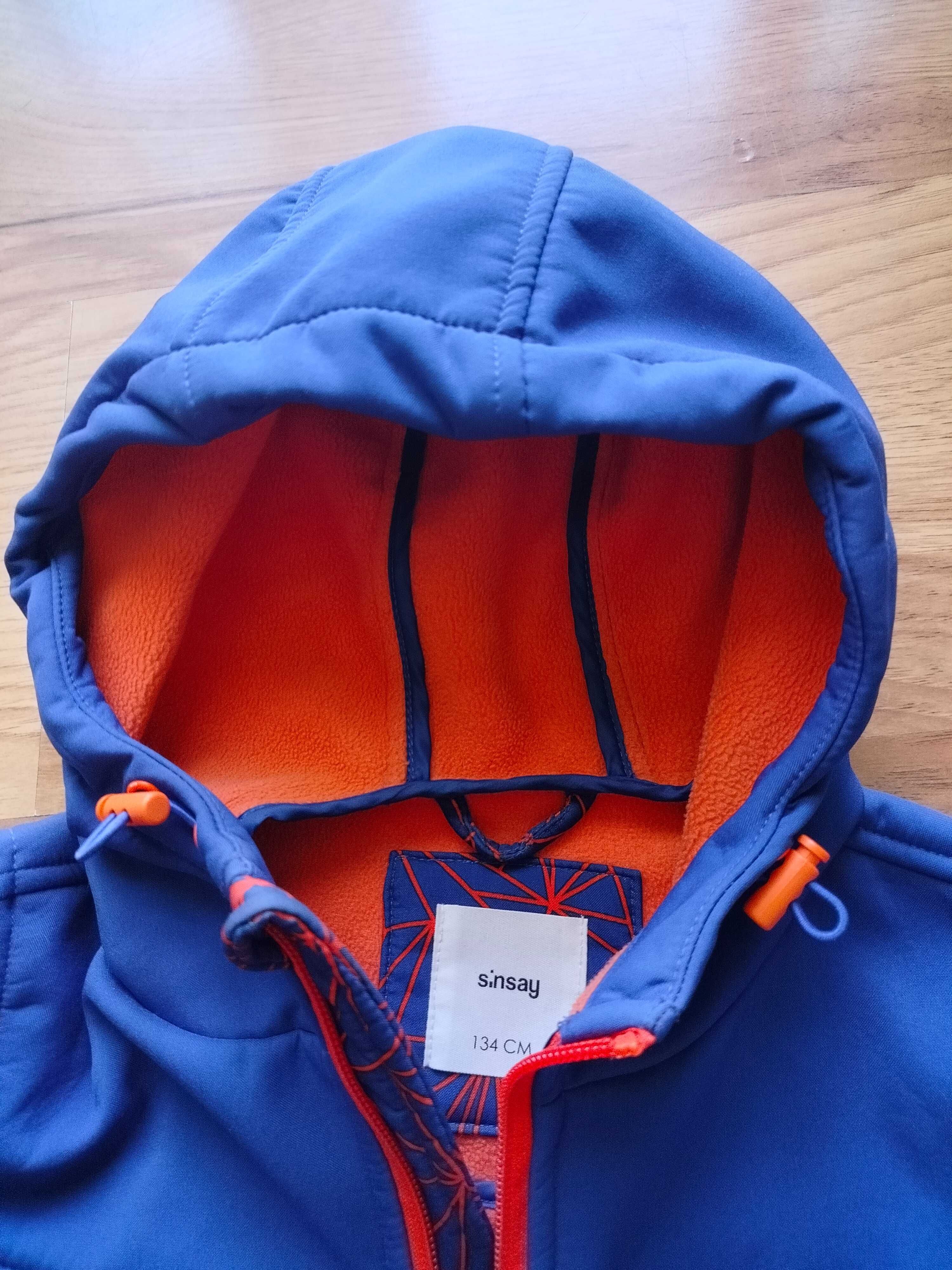 Kurtka softshell dziecięcy Sinsay, rozm. 134