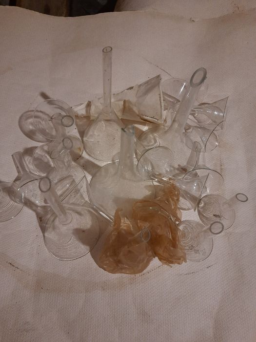 Стекляний посуд для лаболаторії