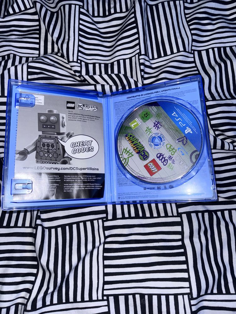 Gra na ps4 lego dc super villians