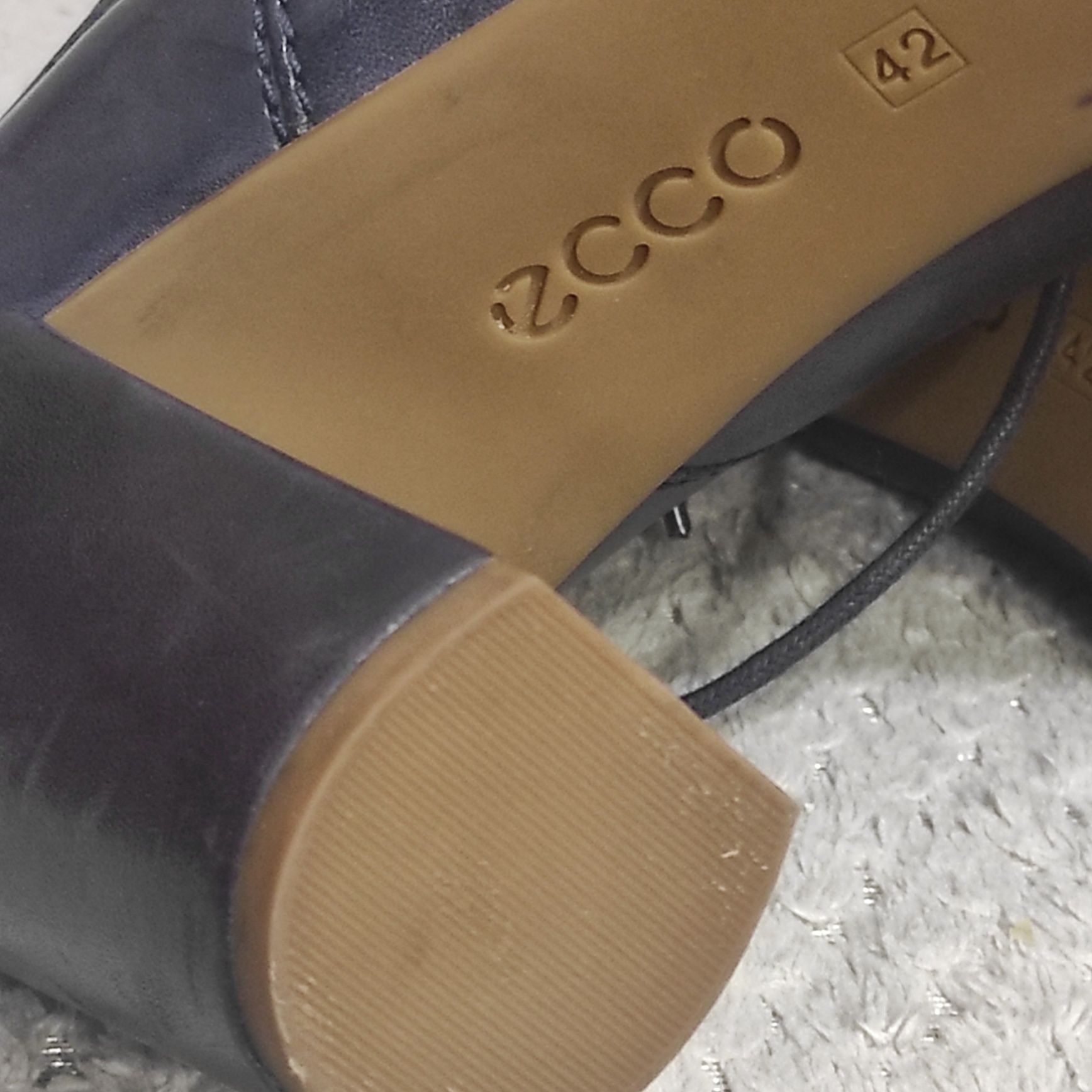 Туфли ECCO женские 42 р полуботинки, ботильоны