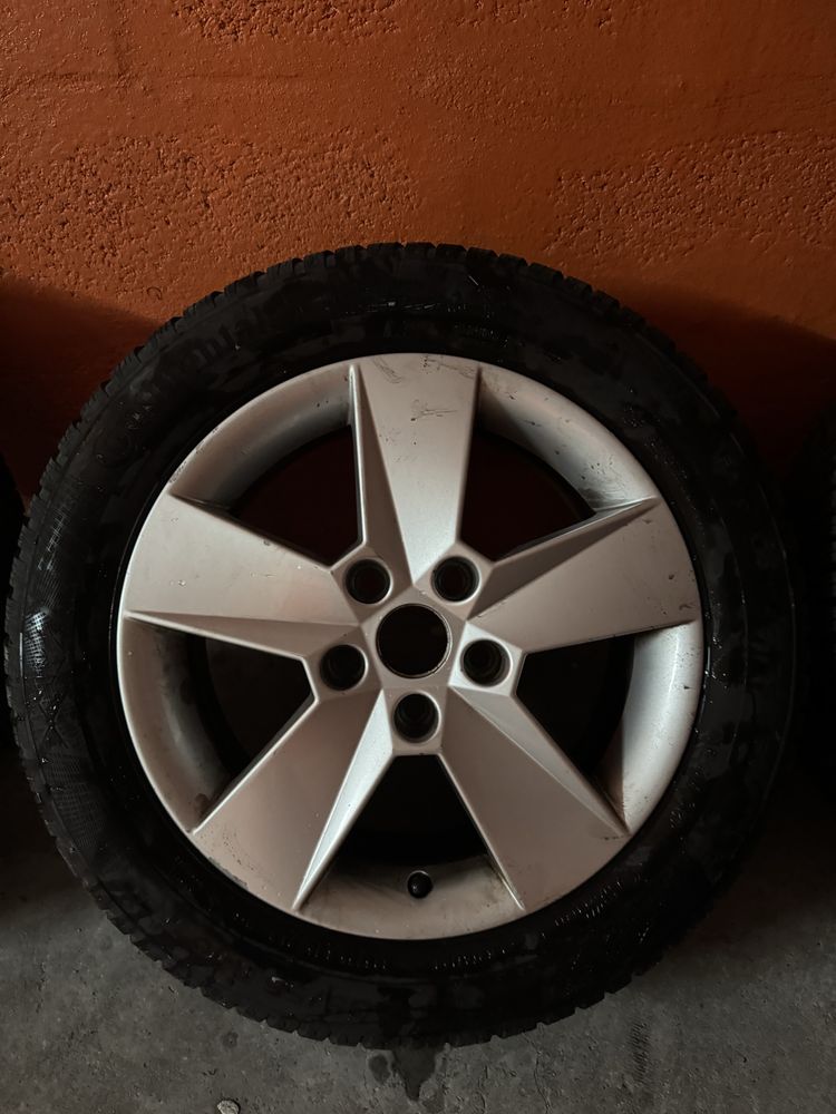 Jantes originais skoda aro 16 com pneus