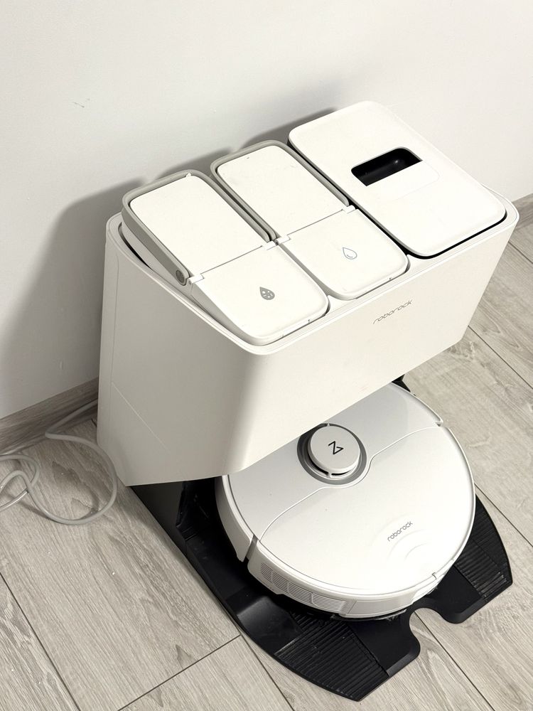 Robot sprzątający Roborock S8 Pro Ultra biały na gwrancji stacja mop
