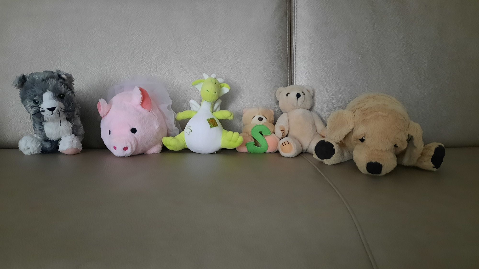 6 Peluches Animais