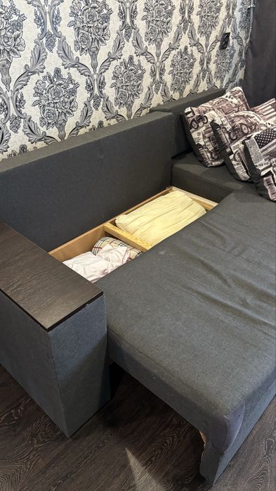 Продам угловой диван