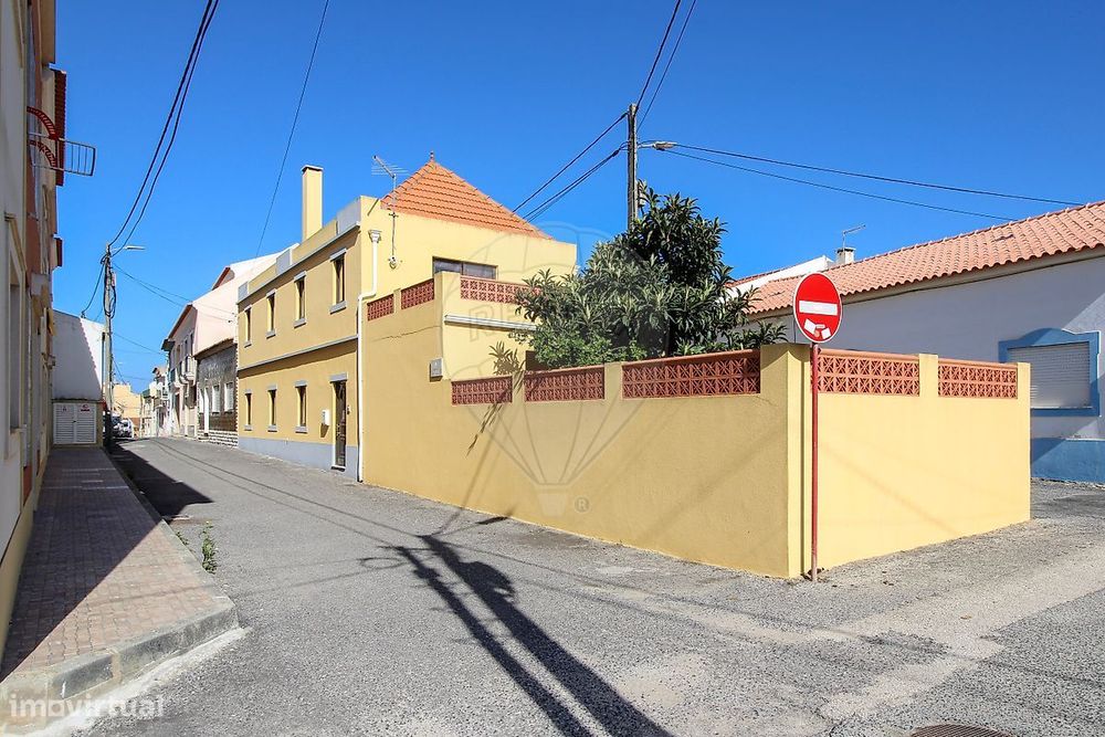 Moradia T4 para arrendamento