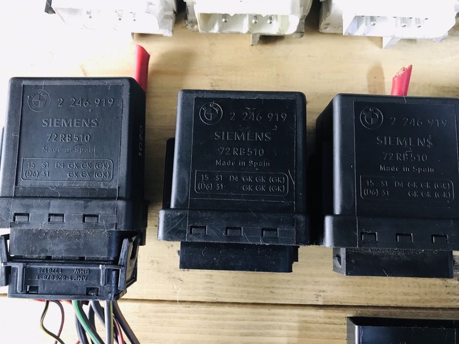 Реле свечей накала BMW Е46 Е39 SiEMENS М51 М57 М47 TDS БМВ 664 919 473