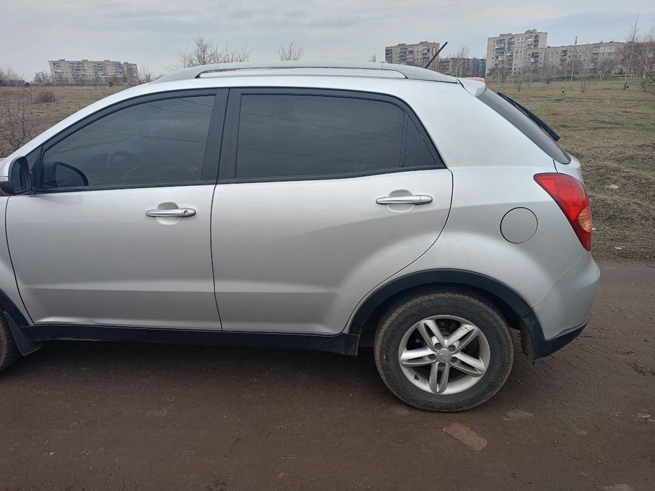 Авто Ssang yong Corando