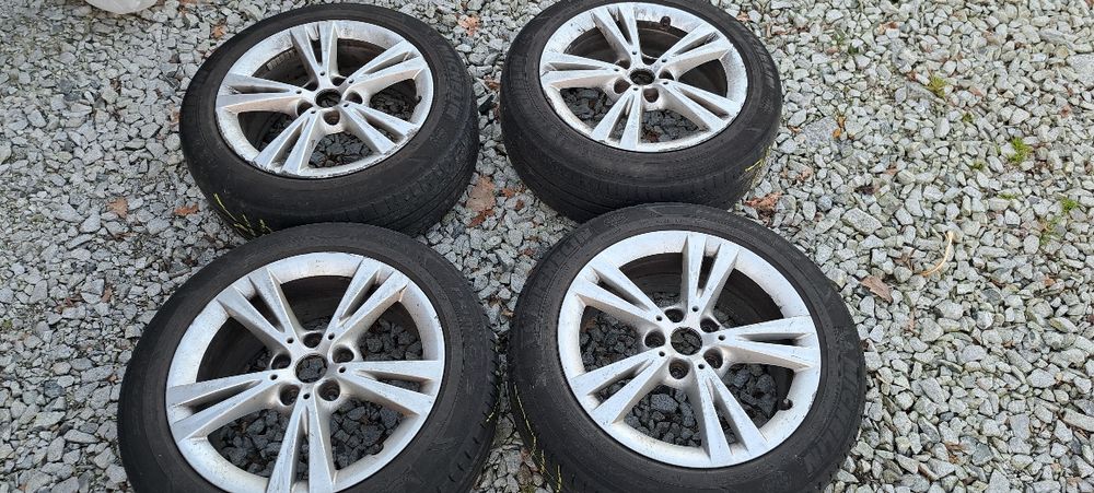 Felgi aluminiowe 17" z oponami z BMW 2
