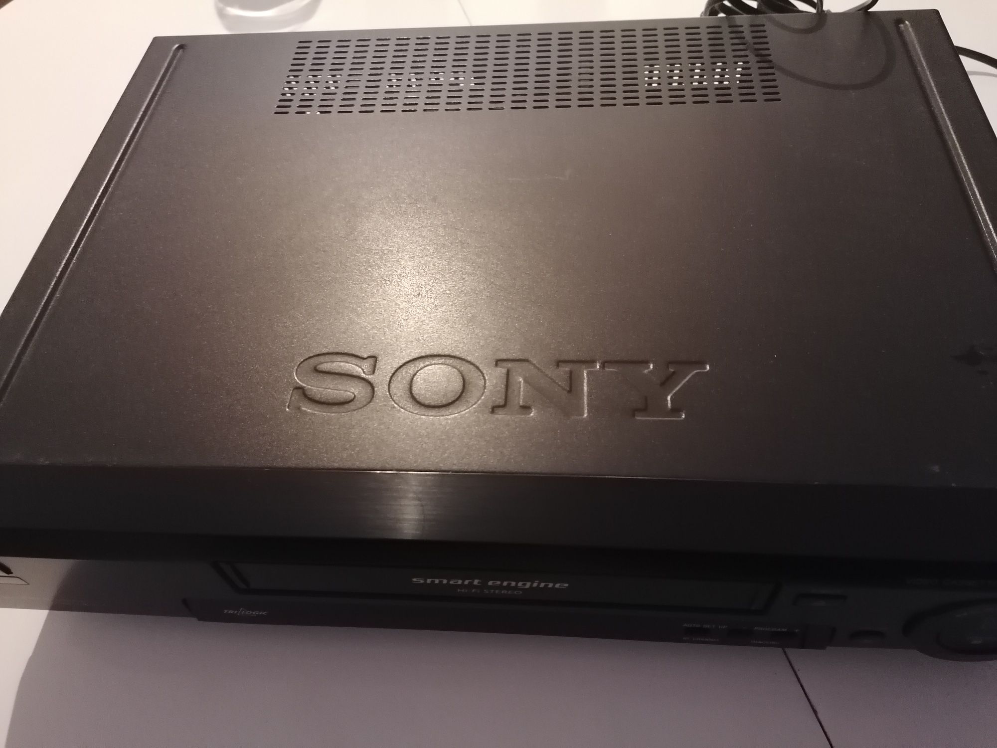 Leitor e gravador de vídeo k7 VHS Sony