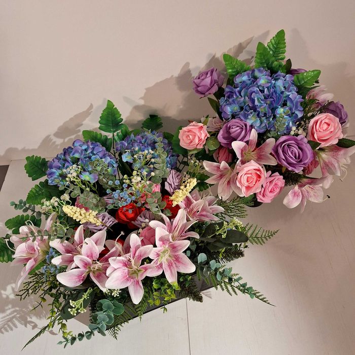 Wiązanki, stroiki na cmentarz, grób - dowóz na terenie Wrocławia