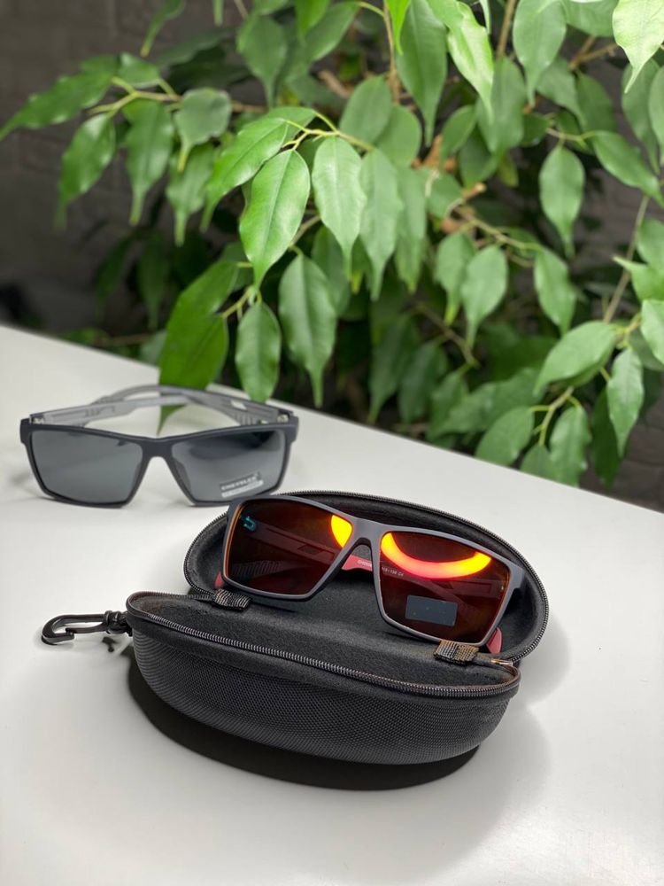 Мужские солнцезащитные очки Cheysler оранжевые Polarized прямоугольные