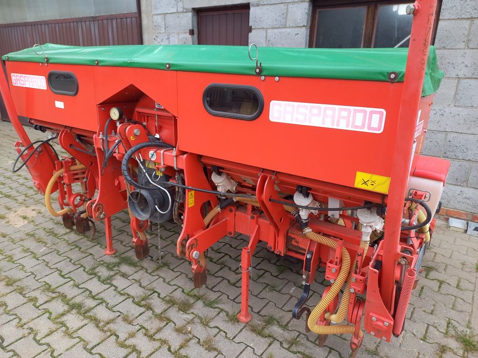 Siewnik do kukurydzy Gaspardo ST 300