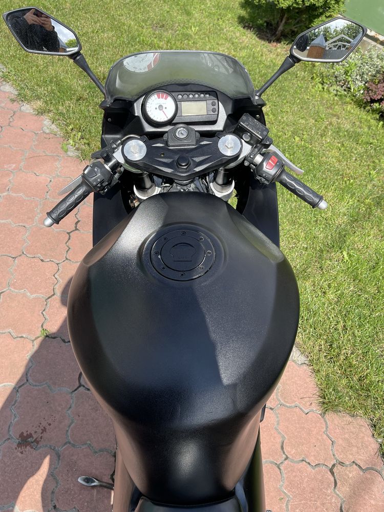 Hyosung GT250R 2012